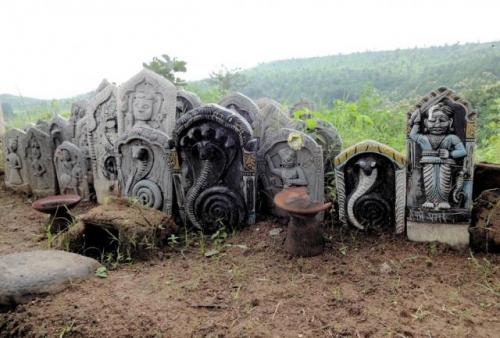 Such temples dedicated to local deities are spread all over pasture, forest lands of Rajasthan. Source: GOI Monitor