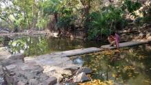 एक मन्दिर और छोटा सा सरोवर नांडूवाली नदी के उद्गम स्थल को चिन्हित करते हैं.
