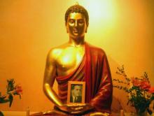 A Buddhist shrine with Ambedkar's portrait. Source: Akuppa John Wigwam/Flickr